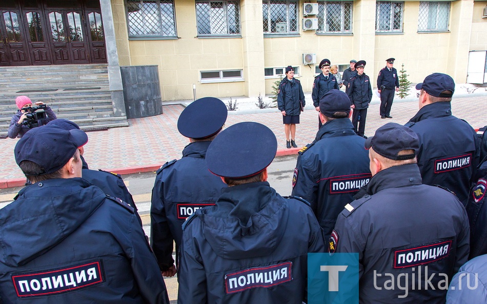 Полицейские Нижнего Тагила присоединились к всероссийской акции «Работайте, братья!»