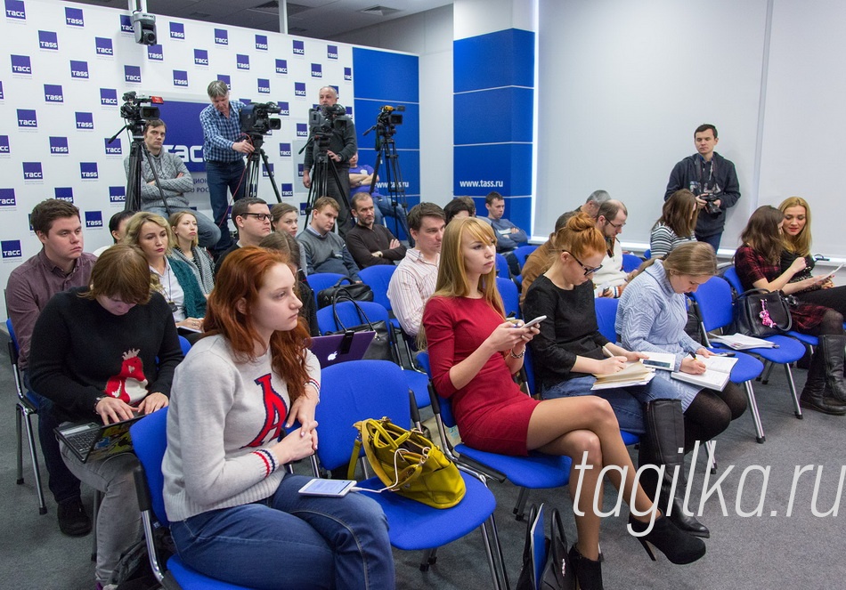 Сергей Носов провел пресс-конференцию для журналистов областных и городских СМИ