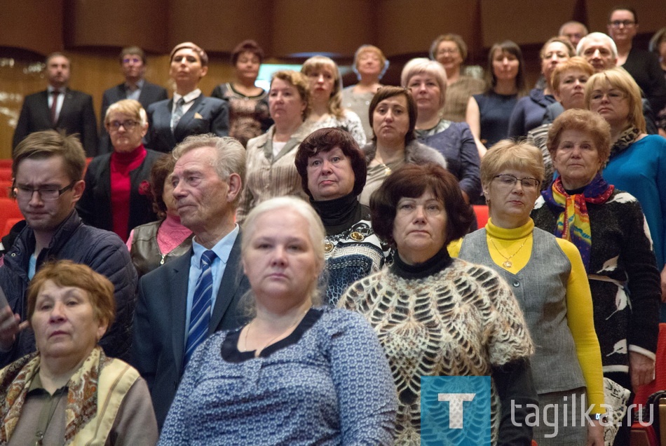 Сегодняшнее предварительное партийное голосование «Единой России» собрало представителей различных возрастов, профессий и сфер деятельности