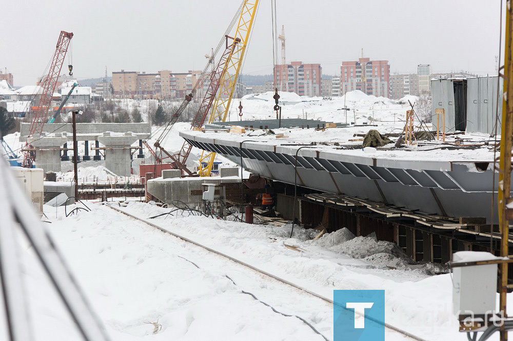 Строительство моста через Нижнетагильский пруд