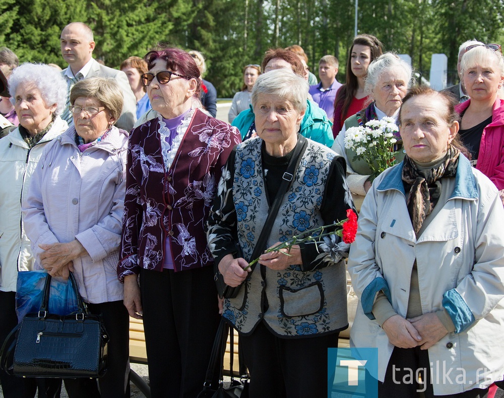 В День памяти и скорби прошел городской митинг