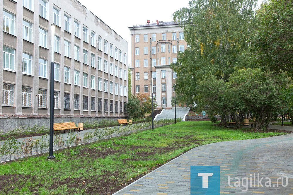 В Год медицинского работника в Нижнем Тагиле открыта аллея, посвященная всем поколениям тагильских врачей