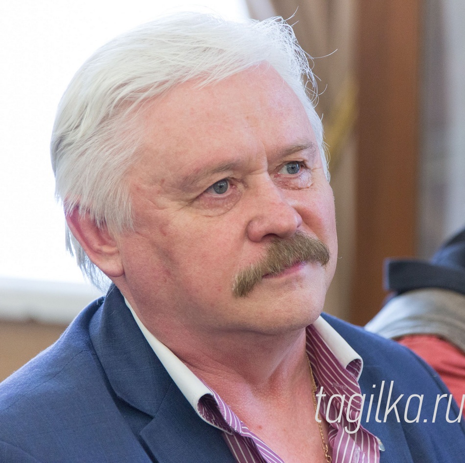 «Возьмемся за руки, друзья…»