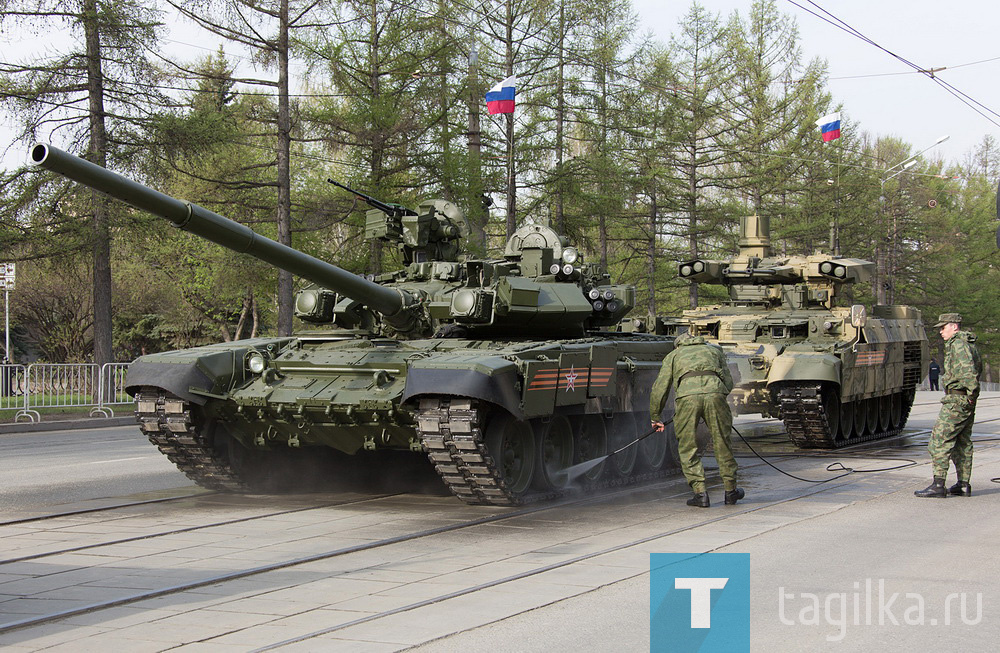 Подготовка военной техники для участия в параде Победы