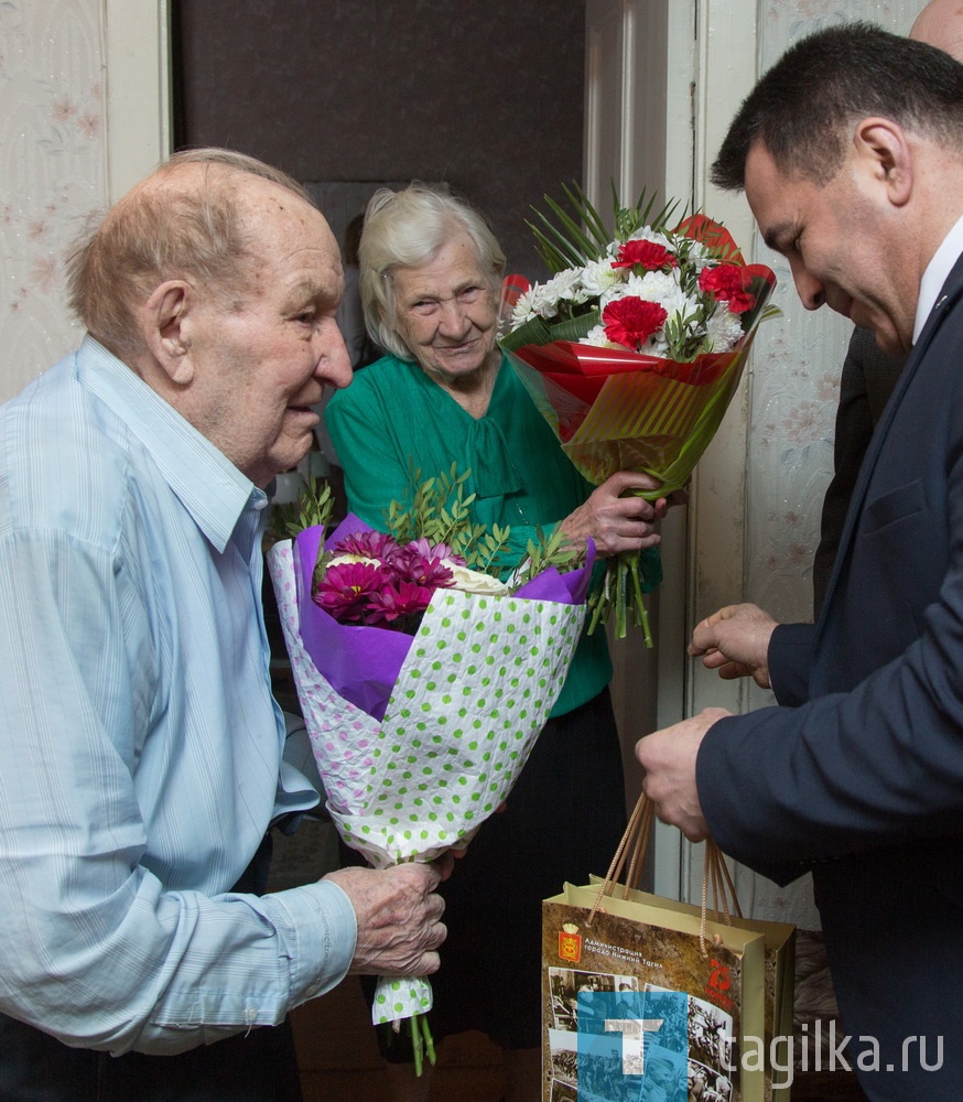 Труженикам тыла вручили юбилейные медали «75-летие Победы в Великой Отечественной войне 1941–1945 годов»