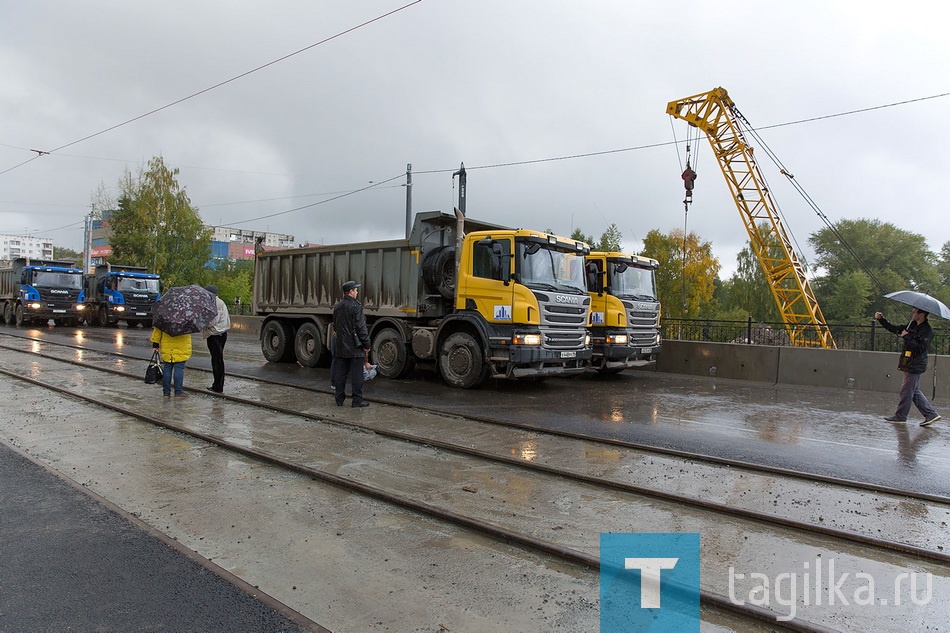 Реконструкция моста по фрунзе. Испытание. 16.09.2016.