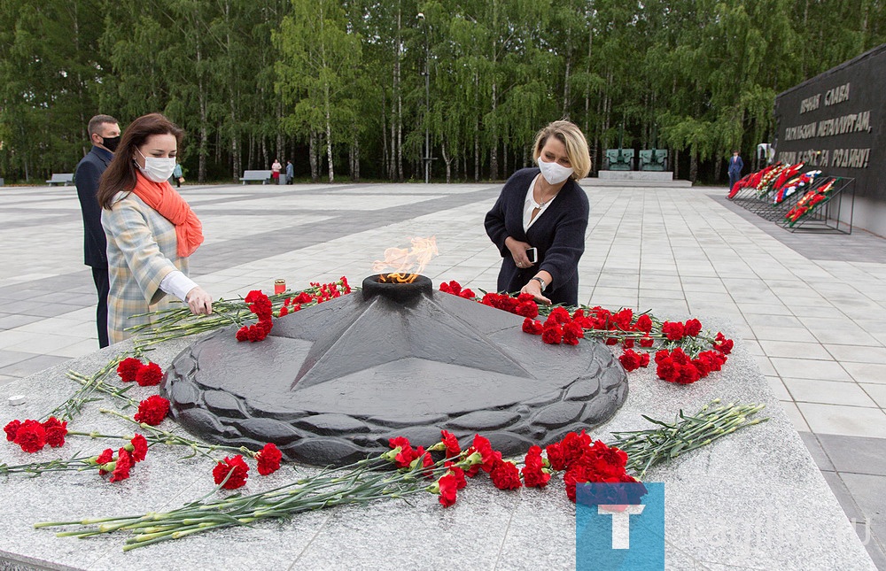 День памяти и скорби. Мемориал погибшим металлургам в годы Великой Отечественной войны