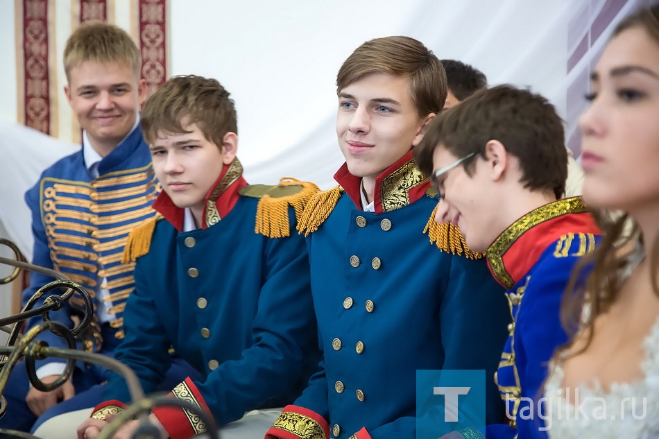 "Всему начало положено Карамзиным..."