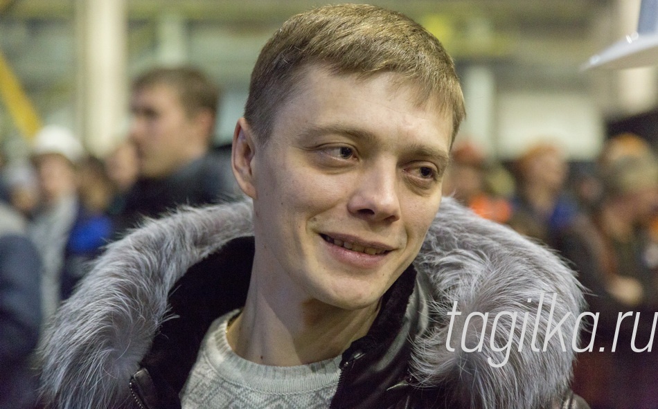 ЗМК. Награждение работников.

Александр Романин.