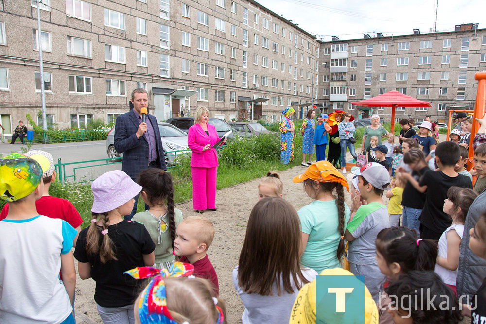 «Праздник двора» прошёл для жителей улицы Попова 19