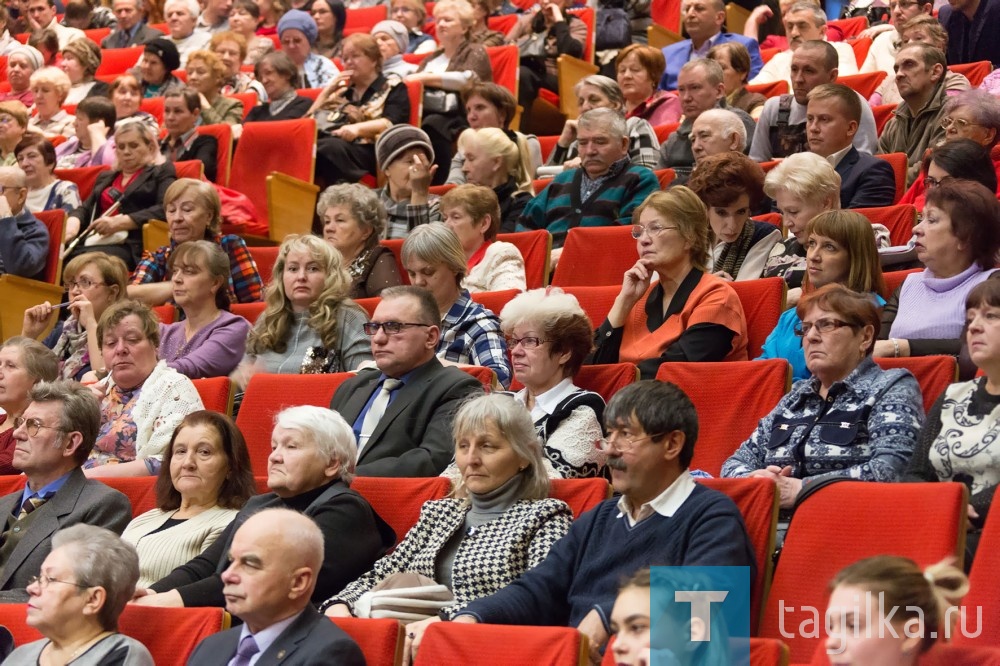 Встреча представителей общественной палаты города и активистов 250 общественных организаций.