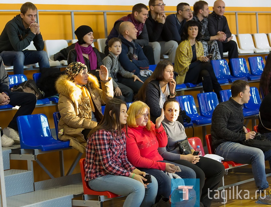 Турнир по боксу памяти Почетного гражданина города Нижний Тагил Юрия Ивановича Батухтина.