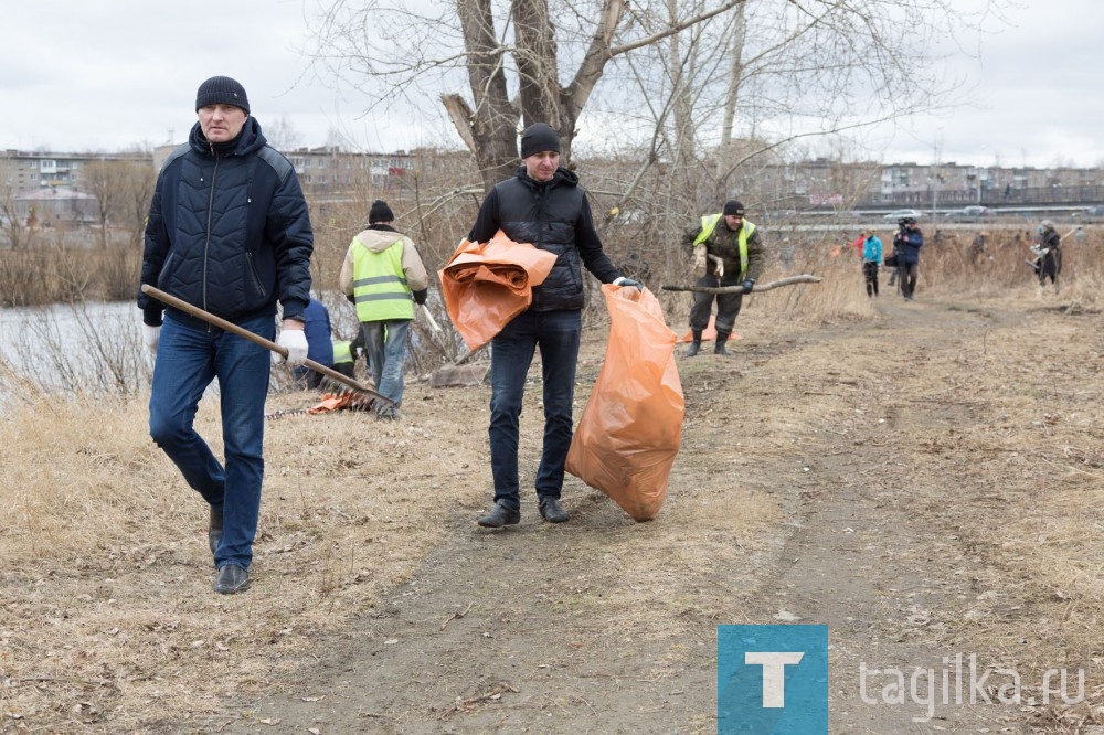 Субботник в парке Народный