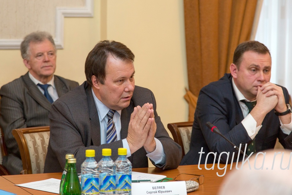 Собрание промышленников и предпринимателей.