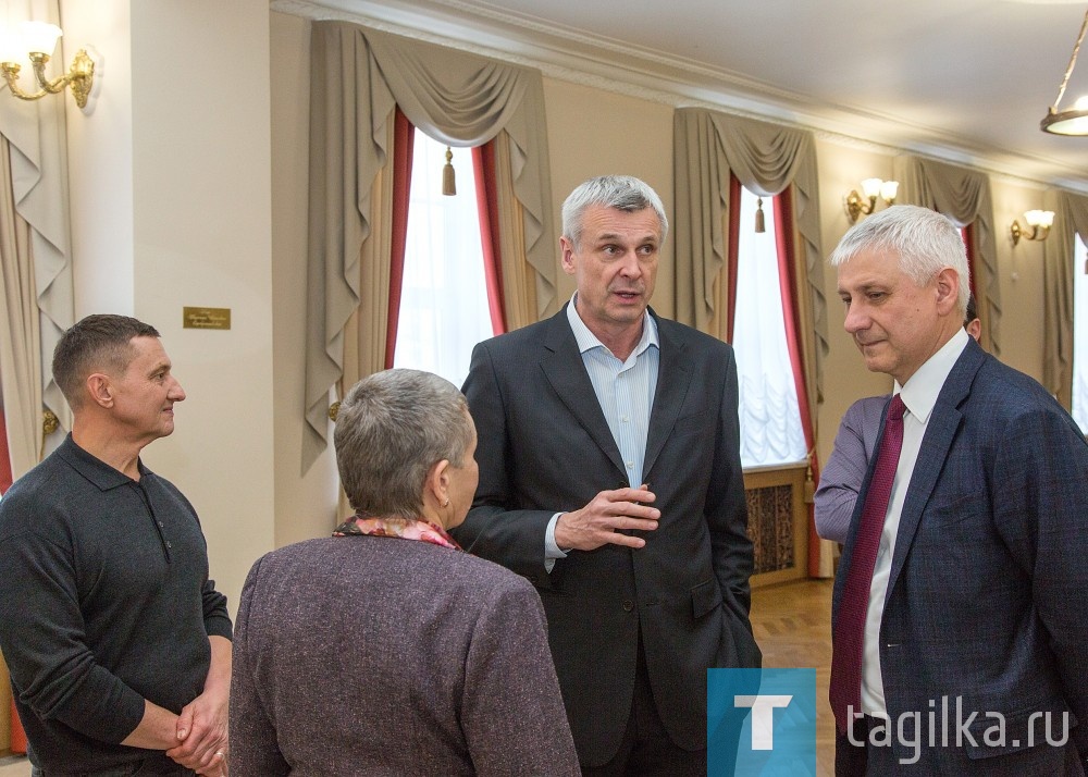 Мэр Магнитогорска в Нижнем Тагиле.