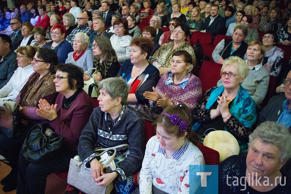 Международный день инвалидов. Городское собрание