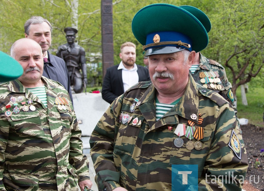 В парке Победы открыли монумент пограничникам