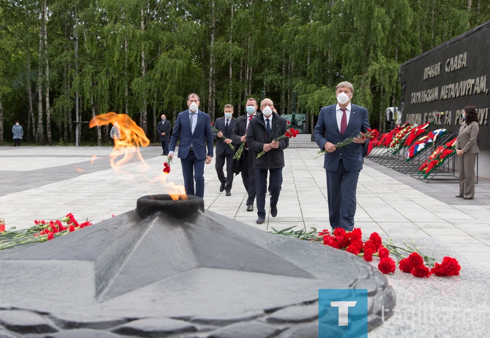 День памяти и скорби. Мемориал погибшим металлургам в годы Великой Отечественной войны