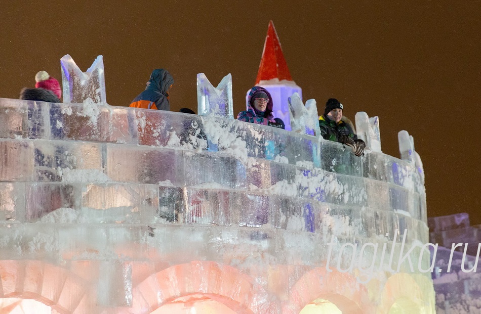 Открытие ледового городка у физкультурно-оздоровительного комплекса «Президентский» на ГГМ ﻿