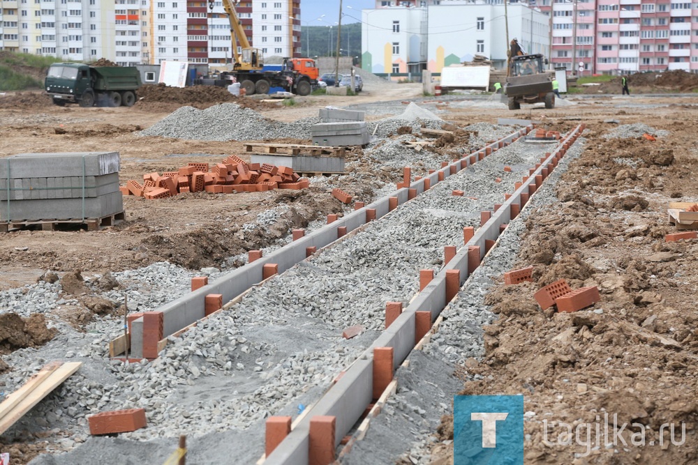 Журналисты региональных СМИ побывали на главных тагильских стройках