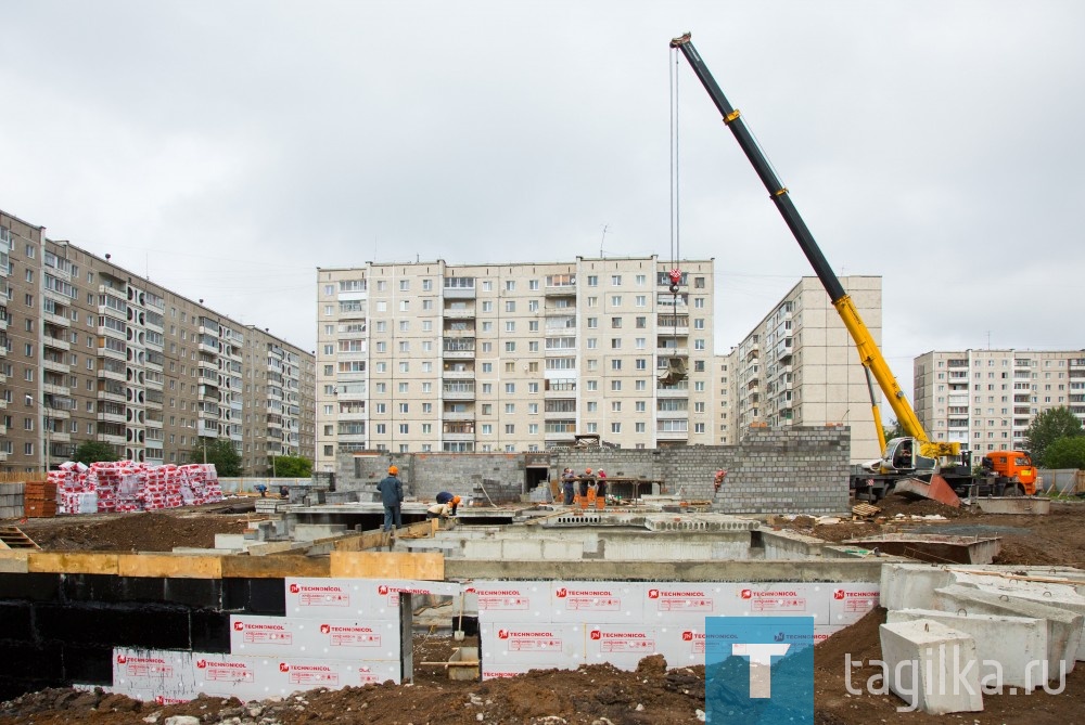 Строительсво детского сада на ул. Захарова .