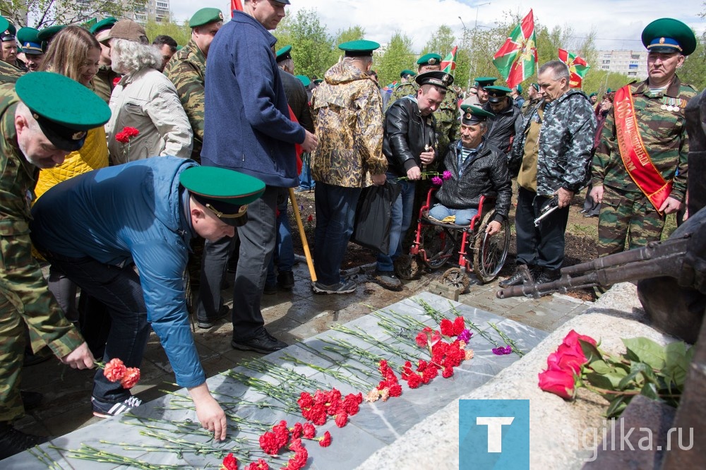 В парке Победы открыли монумент пограничникам