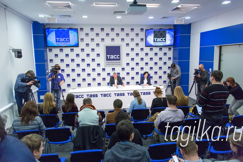Сергей Носов провел пресс-конференцию для журналистов областных и городских СМИ