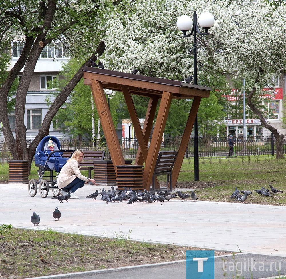 Глава Нижнего Тагила оценил благоустройство Пионерского сквера