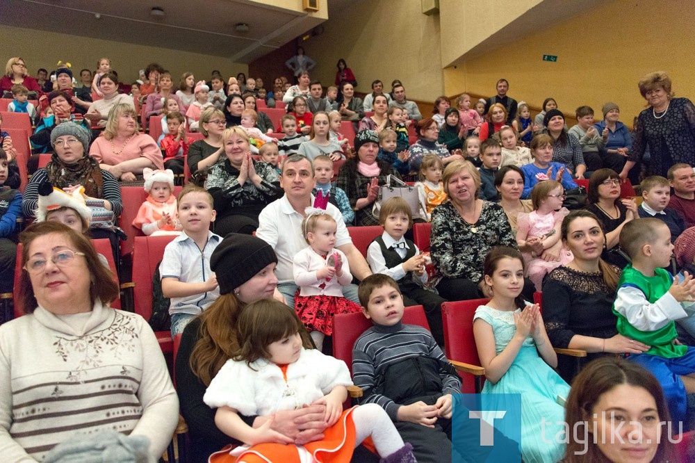 В гостях у юных тагильчан Доктор Айболит и Муха-Цокотуха