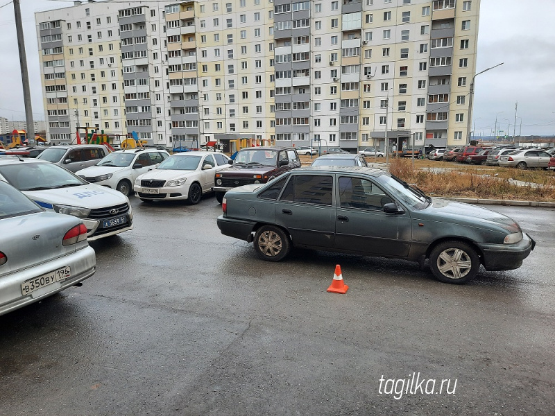 В Нижнем Тагиле выясняют обстоятельства ДТП на улице Булата Окуджавы, в котором пострадал юный пешеход