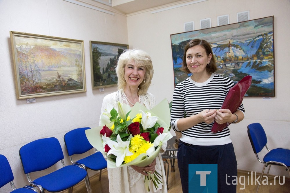 Десять пейзажей в администрации