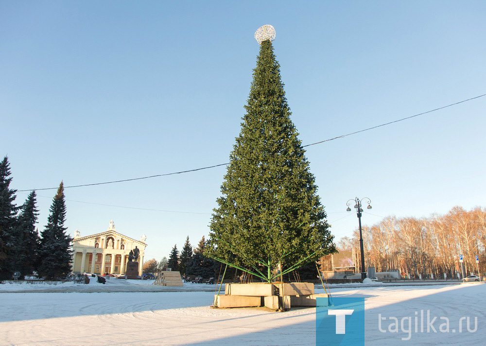 В Нижнем Тагиле строится ледовый городок