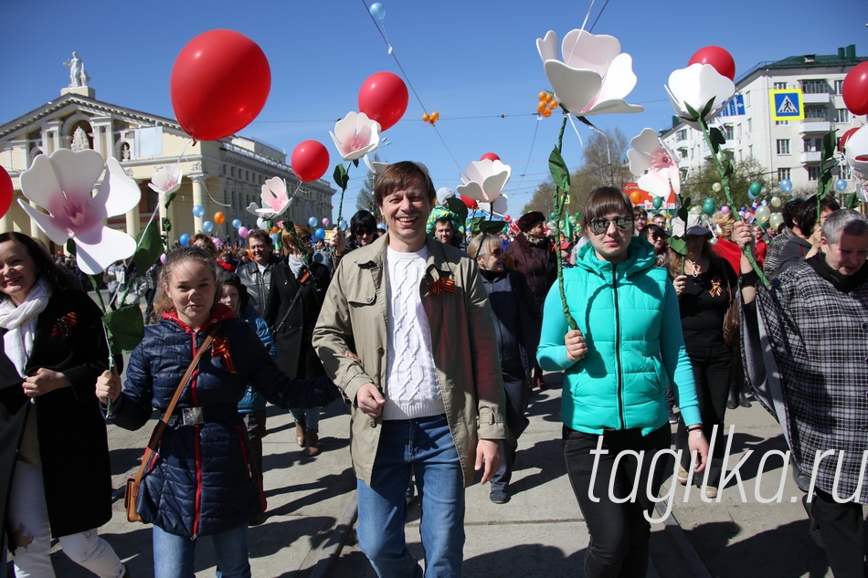День Победы! Праздничная демонстрация.