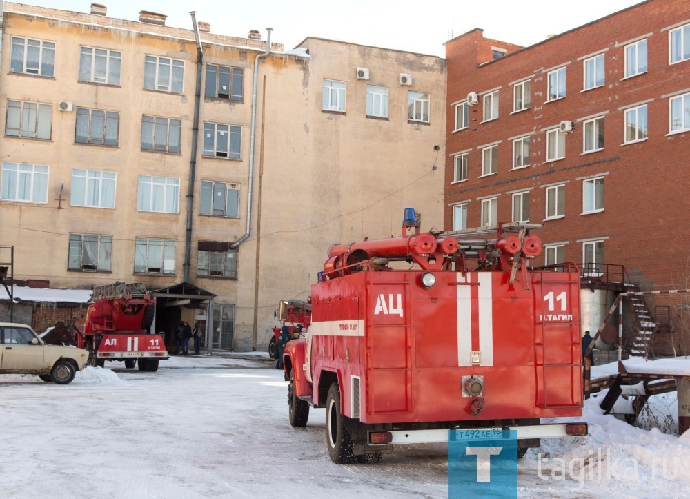 В подвале тагильского вуза произошел пожар