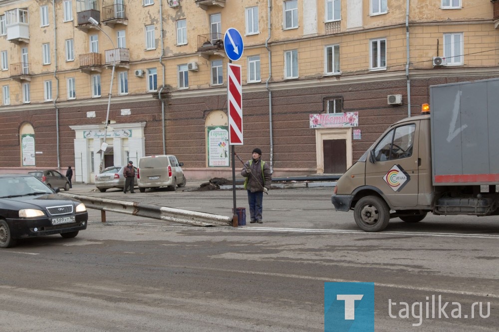 Перекресток Космонавтов - Фрунзе открыт