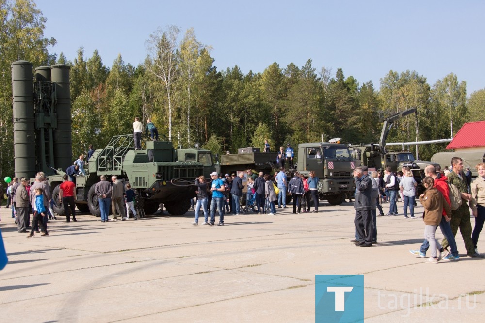 В Нижнем Тагиле отмечают День танкиста