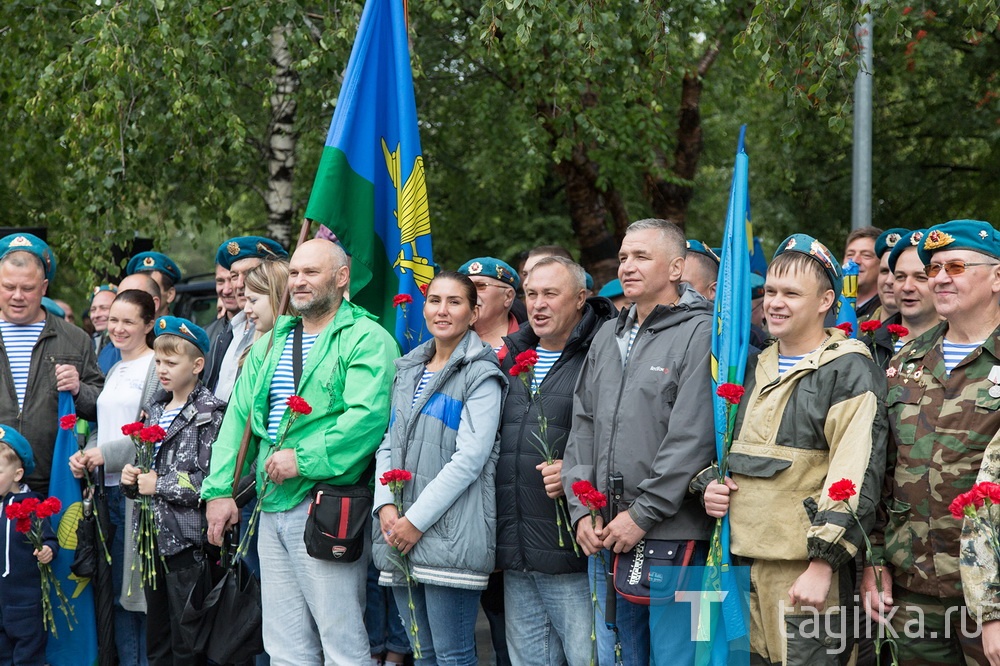 В Тагиле отмечают День ВДВ