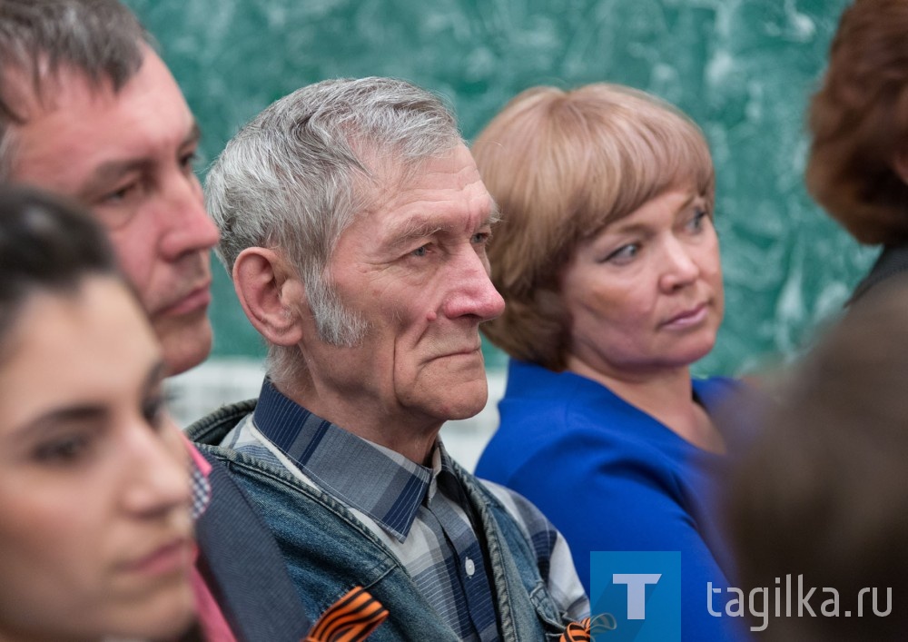 С Днём местного самоуправления!