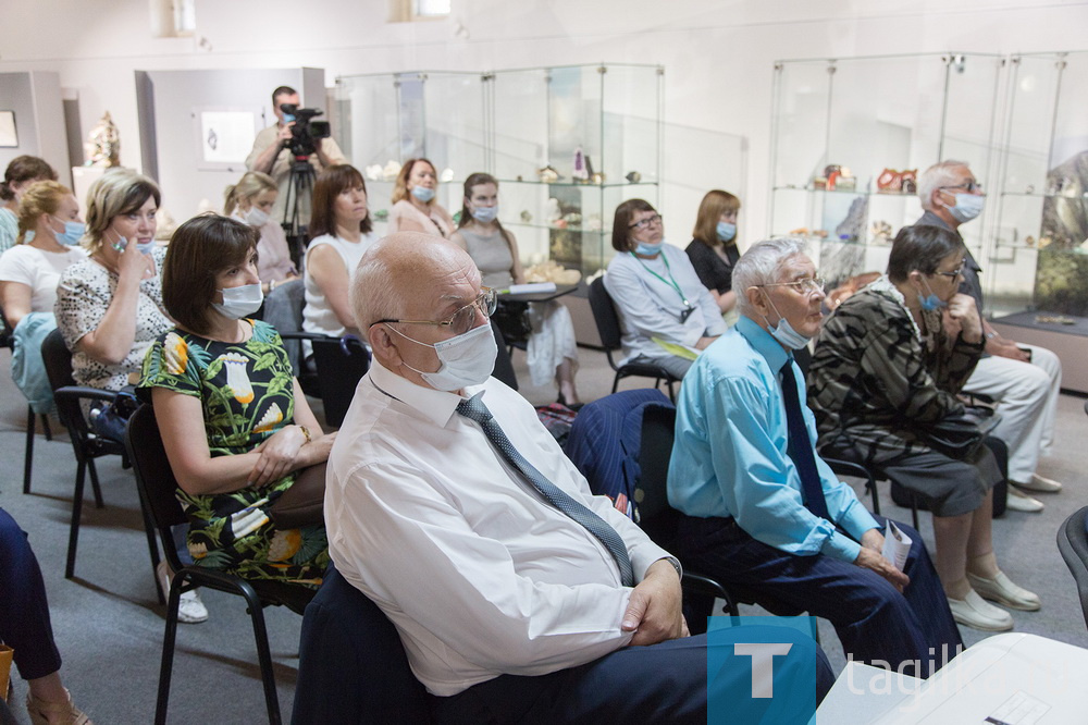 В Нижнем Тагиле обсуждали стелу и пилоны Привокзальной площади