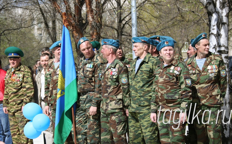 День Победы! У памятника тагильчанам, погибшим в локальных войнах планеты.