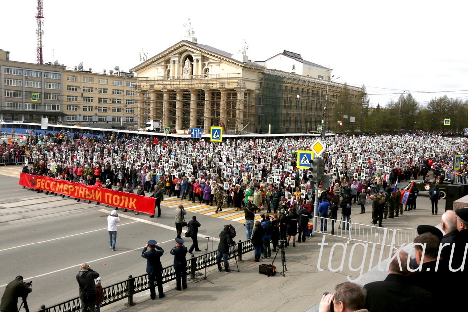 Великой Победе-70 лет. Военный  парад и демонстрация. Н-Тагил.