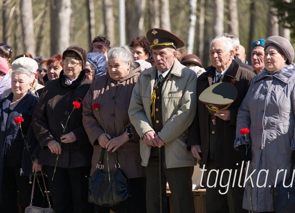 Митинг на мемориале центрального городского кладбища «Рогожино»