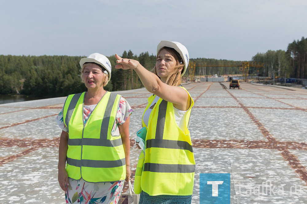 Строительство моста через Тагильский пруд продолжается круглосуточно, без перерывов и выходных