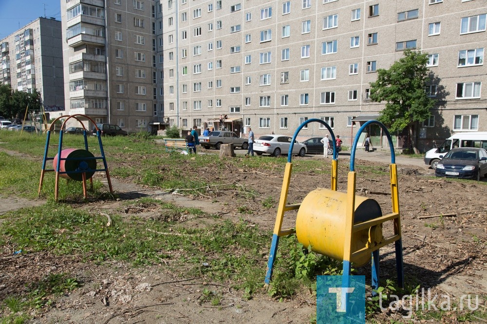 Владислав Пинаев провел объезд Дзержинского района