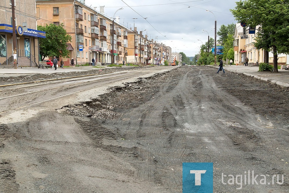 Продолжается капитальный ремонт улицы Космонавтов