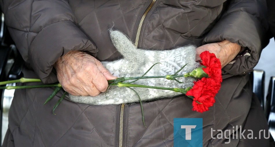 Открытие обелиска "Солдатам правопорядка".