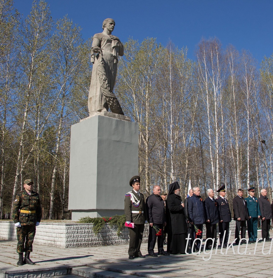 Митинг на мемориале центрального городского кладбища «Рогожино»