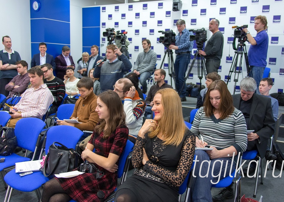 Сергей Носов провел пресс-конференцию для журналистов областных и городских СМИ