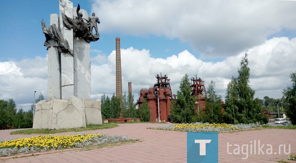 По городу с "мобилой". Летний фоторепортаж.