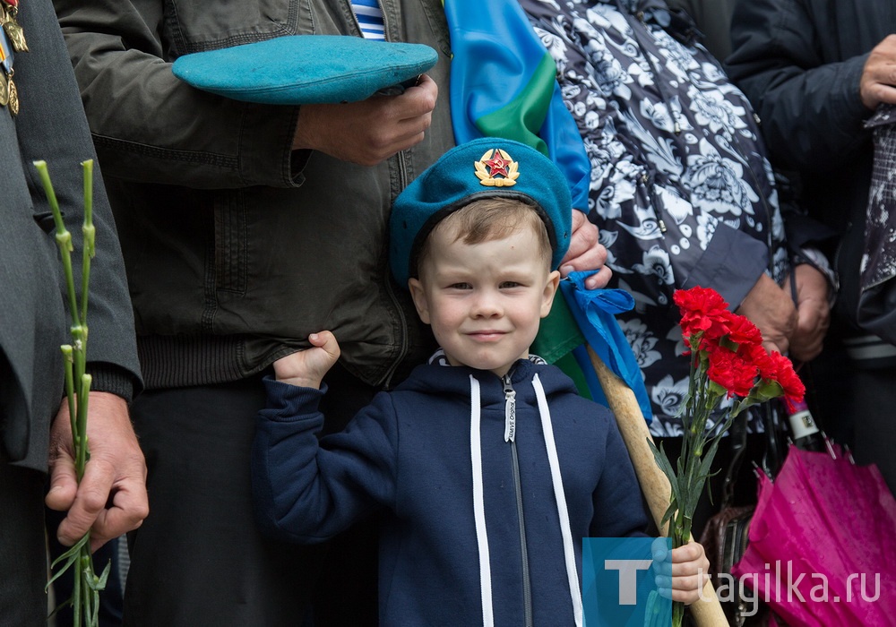 В Тагиле отмечают День ВДВ